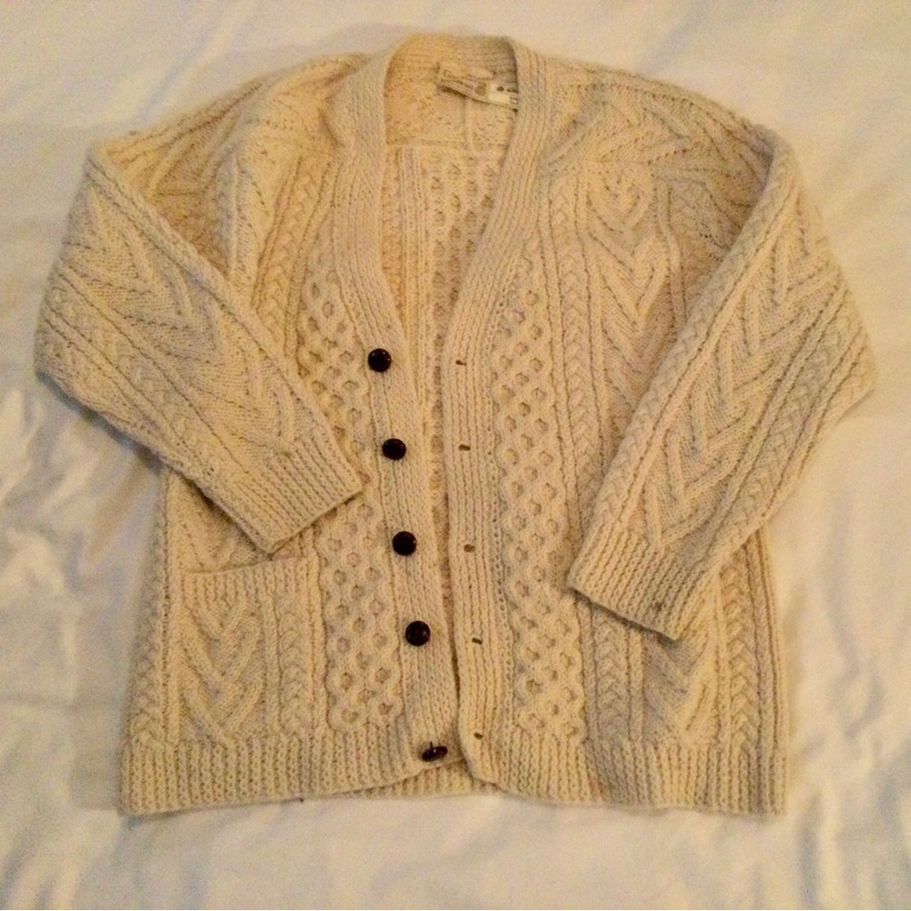 Gaeltarra 100 Pure New Wool. Handknit Irish Cardigan… Gem